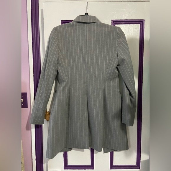 Calvin Klein Gray Pinstripe Longline Blazer Jacket – Size 6 - Picture 3 of 6